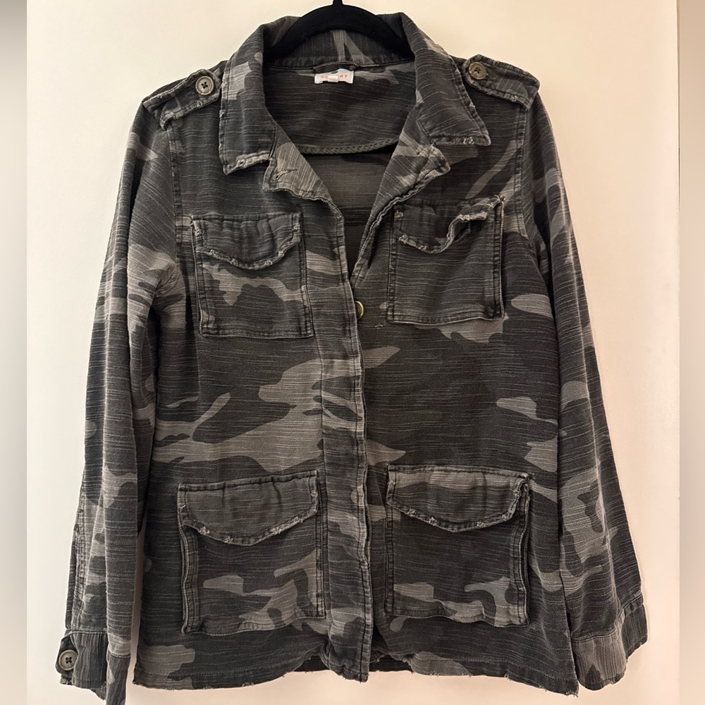 Camouflage Button-Up Jacket